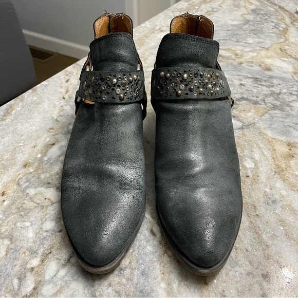 FRYE Ray Deco Fashion Leather Booties / Ankle Boots Women’s 9.5 - Picture 2 of 12